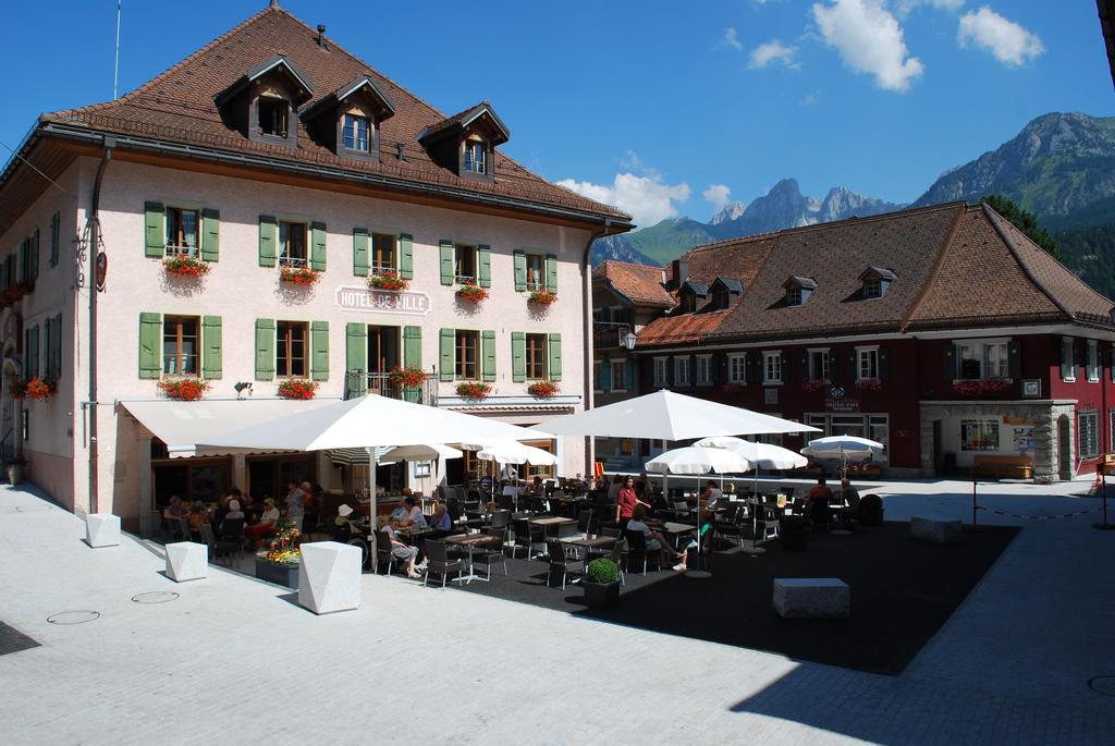 Hotel de Ville Château-d'Oex Exterior foto